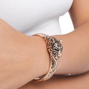 Elegant Gold Leopard Bracelet